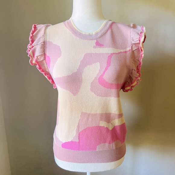 Fate Ruffle Short Sleeve Top - Picture 1 of 3